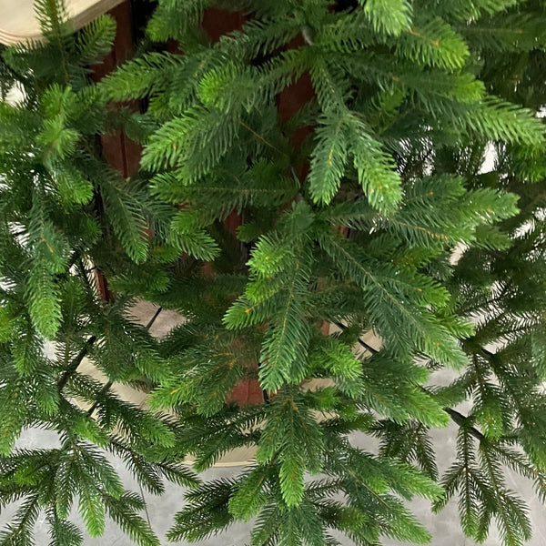 Cat Christmas Tree